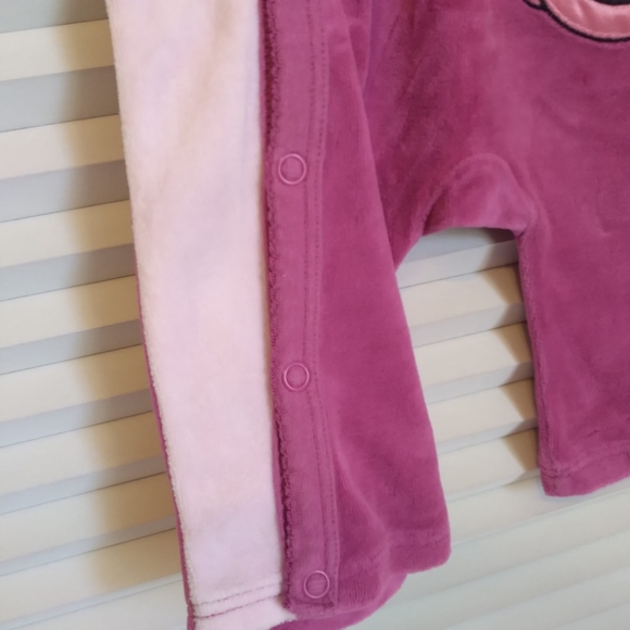 Disney Minnie Mouse Pink Velour Onesie Sleepsuit Long Sleeve Crew Neck - Picture 3 of 9